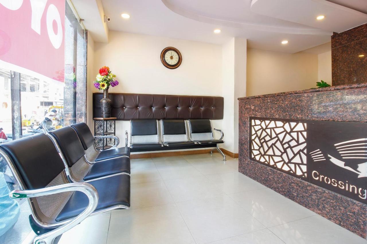 Oyo Hotel Saba Service Apartments Near Birla Mandir Haydarabad Dış mekan fotoğraf