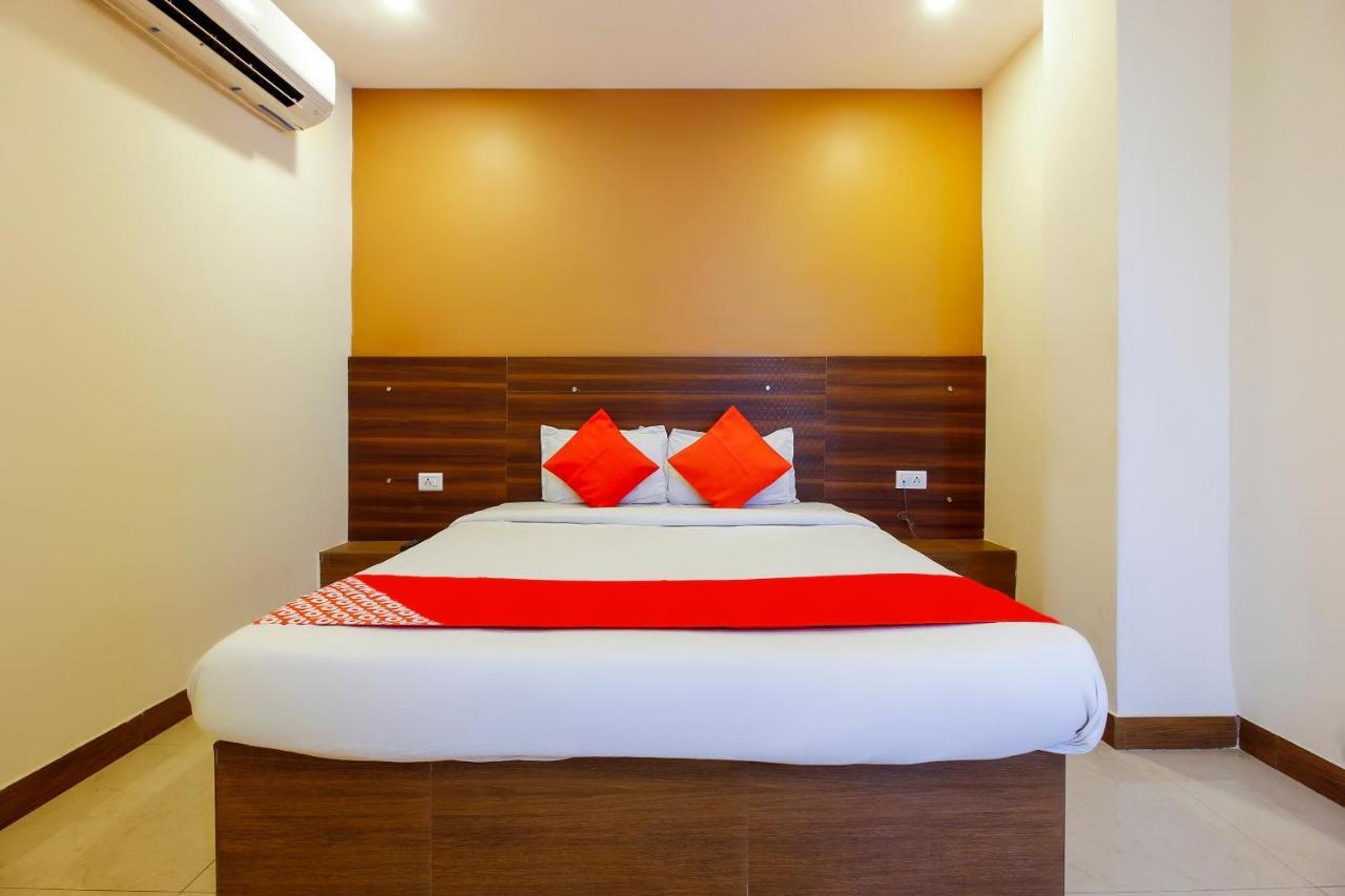 Oyo Hotel Saba Service Apartments Near Birla Mandir Haydarabad Dış mekan fotoğraf